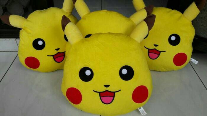 Jual Bantal Pikachu (Pemesanan di bawah)